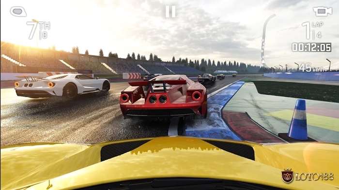 Real Racing Next nâng tầm mô phỏng đua xe trên di động với vật lý chi tiết, đồ họa console và hiệu ứng thời tiết thực tế, mang lại trải nghiệm mượt mà 90fps trên thiết bị cao cấp