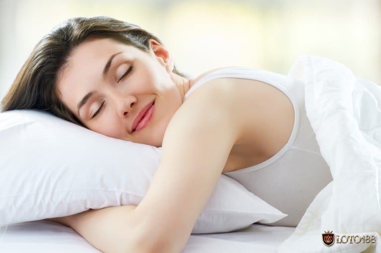 Việc giải mã giấc mơ thấy bạn học cũ trong tình huống xung đột phản ánh mâu thuẫn nội tâm hoặc xung đột chưa được giải quyết